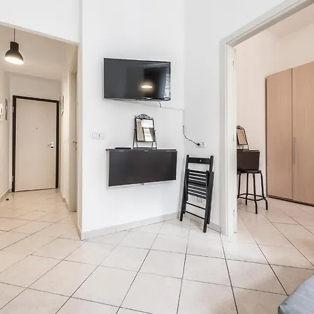 Tyrsova Apartment_ Апартаменты *